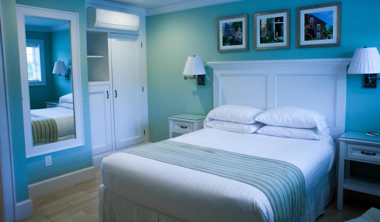 Southampton Village Motel Room photo